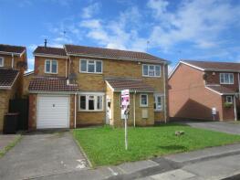 8, Minster Close, Nottingham NG15 8DR