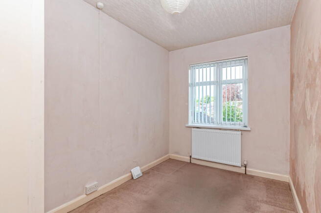 3 bed Semi-Detached for sale Image 11