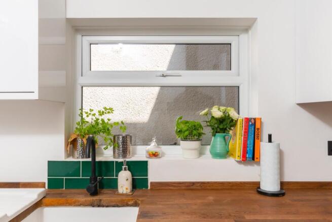 ENALSNHOJTS421 - Kitchen C.jpg
