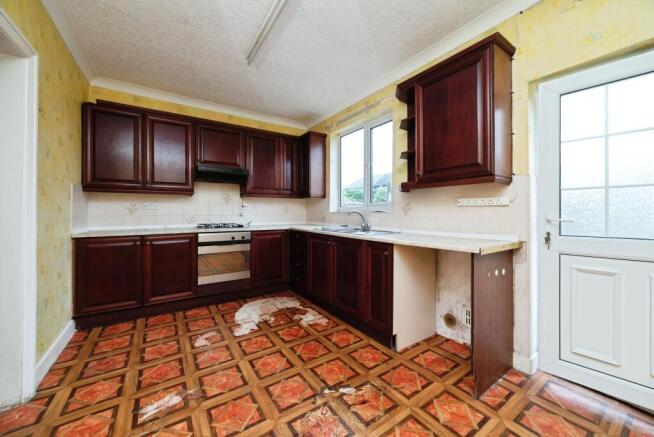 3 bed Terraced for sale Image 8