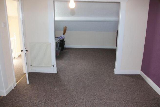 LOFT ROOM