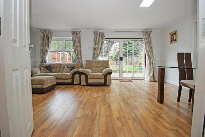 Living/Dining Room
