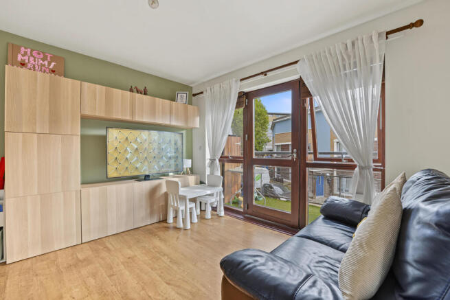 Brabazon Street, Poplar E14 photo 2