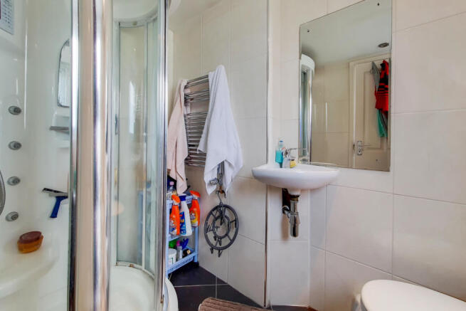 Main en-suite