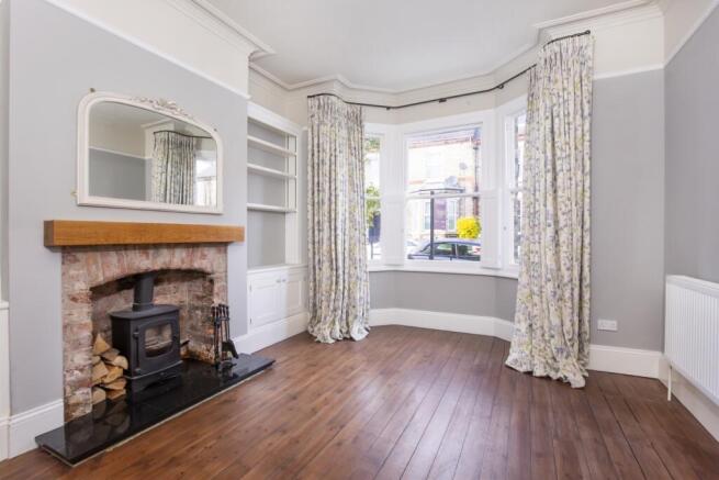 4 bed Terraced to rent Image 4