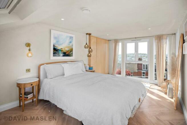 Bedroom (15).jpg
