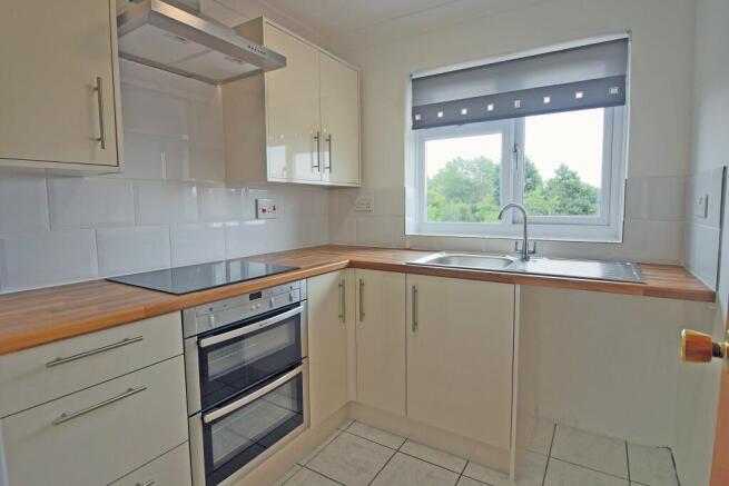3 Anton Kitchen