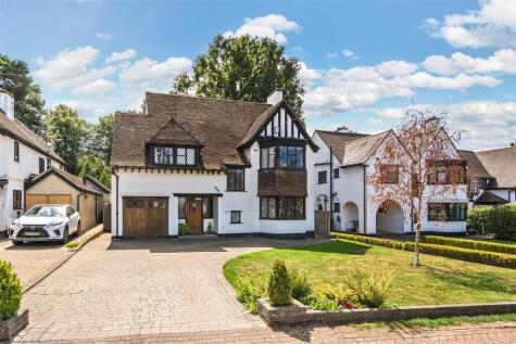 The Chenies, Petts Wood East