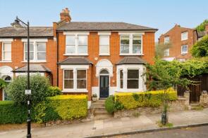 35, Cressida Road, London N19 3JN