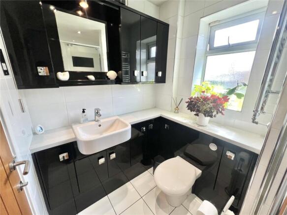 3 bed Bungalow for sale Image 11