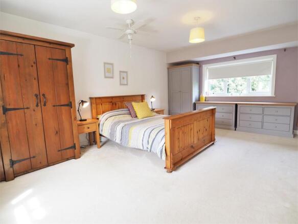 Master Bedroom 798