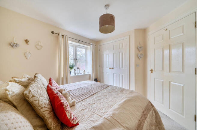 1410185-5-6989dfc...