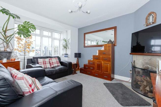 74 Freshbrook rd_6.jpg