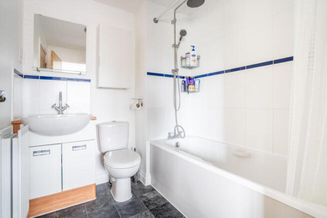 4 bed Town House for sale Image 12