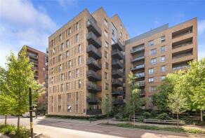 Flat 21, 5 Braeburn Mansions, Mary Neuner Road, Wood Green, London N8 0FA