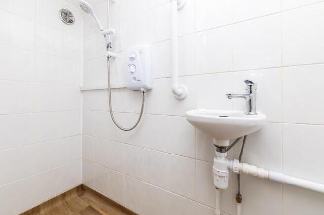 En-Suite Shower R...