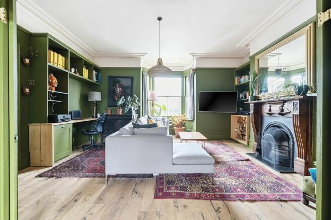 Living Room (2)