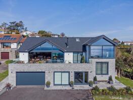 Larus Lea, Westcliff Road, Charmouth DT6 6BG