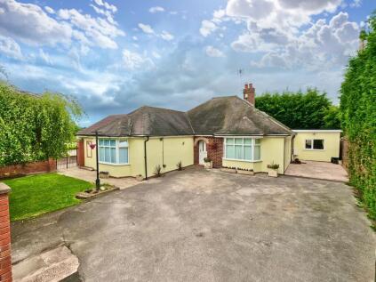 Woodhouse Lane, Haughton, ST18