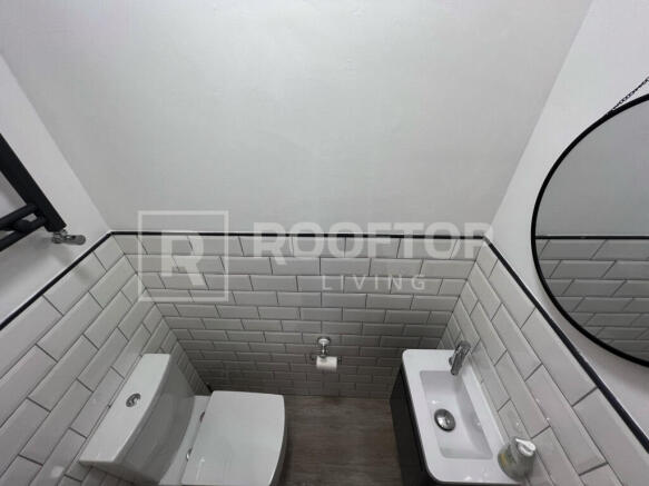 2 bed House to rent Image 8