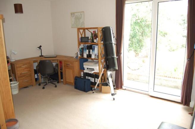 Office/Bedroom 5