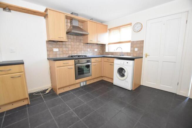 KITCHEN 04.jpg