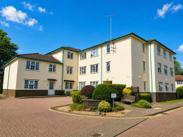 42, Guessens Court, Welwyn Garden City AL8 6RB