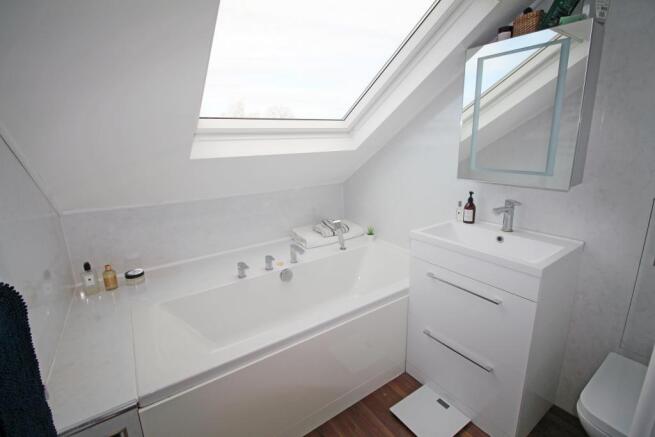 Bedroom 2 Ensuite