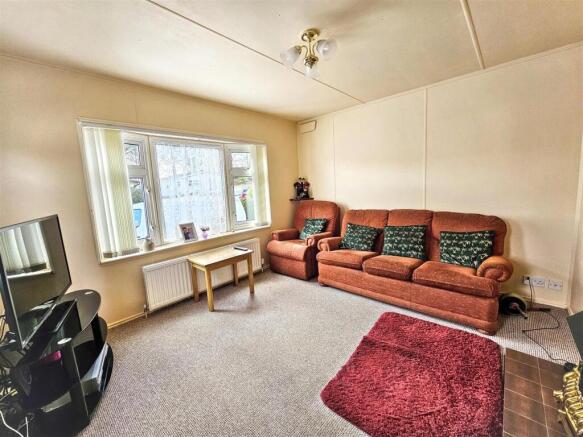 2 bed Park Home for sale Image 7