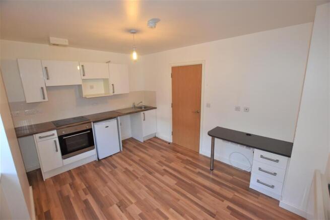 Lounge/Kitchen
