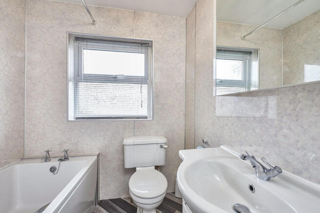 Bathroom / WC