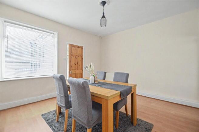 2 bed Terraced for sale Image 7