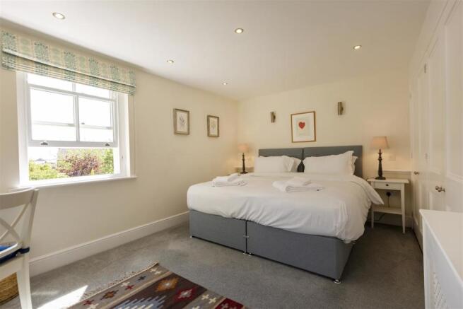 Bedroom .JPG