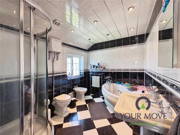 3 bed Semi-Detached for sale Image 8