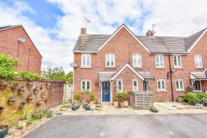 7, Castle Stream Court, Dursley GL11 5GN