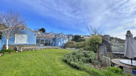 High Street, Solva, Haverfordwest
