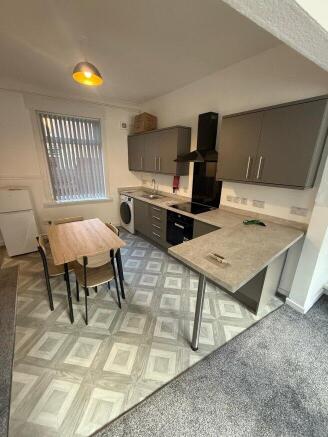 princes-road-hu5-2qs-1052625