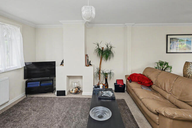 15 Jessel Drive, Loughton, Essex, IG10 2EX