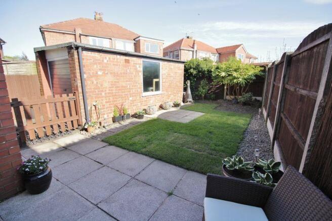 Rear Garden &a...
