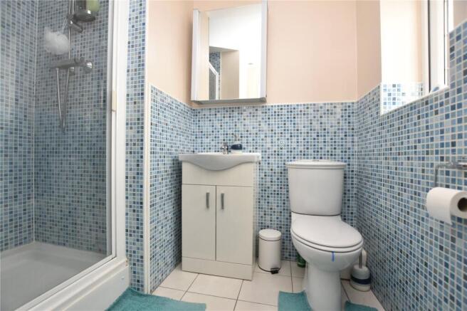 4 bed Detached for sale Image 6