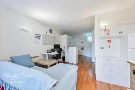 Deals Gateway, London, SE13