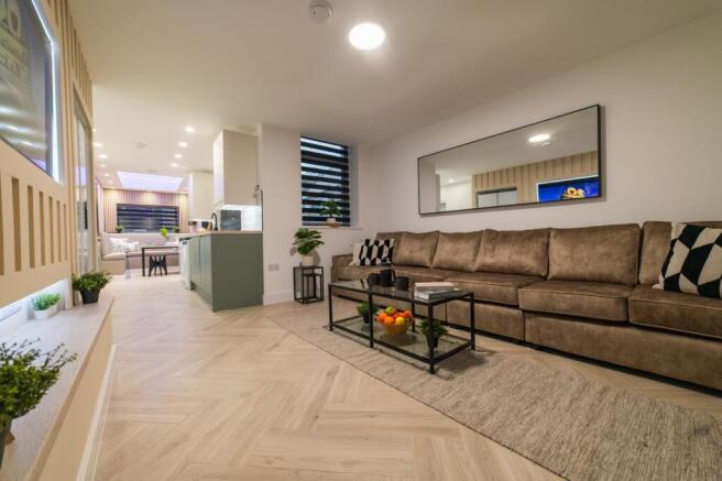 Call 02920 668585 to secure your viewing _11