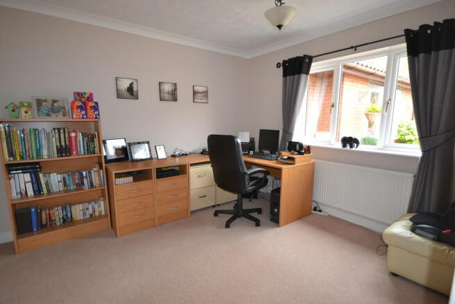 Photo 12