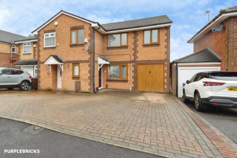 Putney Close, Oldham, OL1