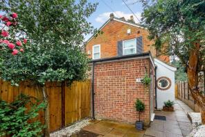 31, Oliver Road, Ascot SL5 9DN