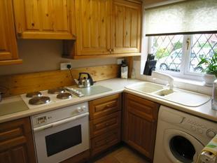 KITCHEN:
