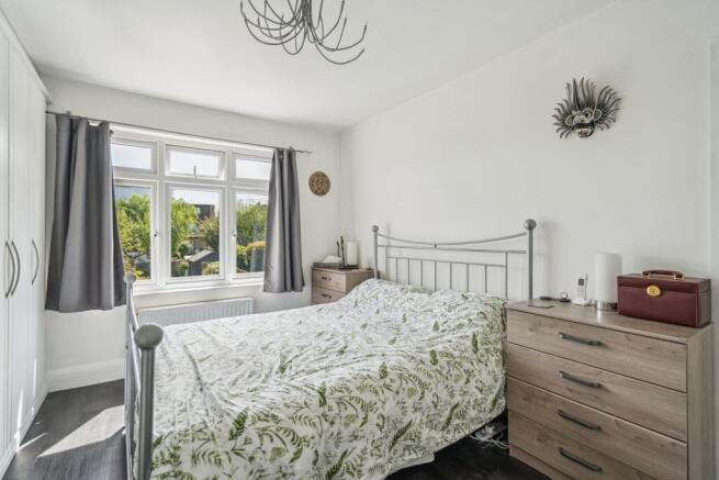 Bed 1 (2)