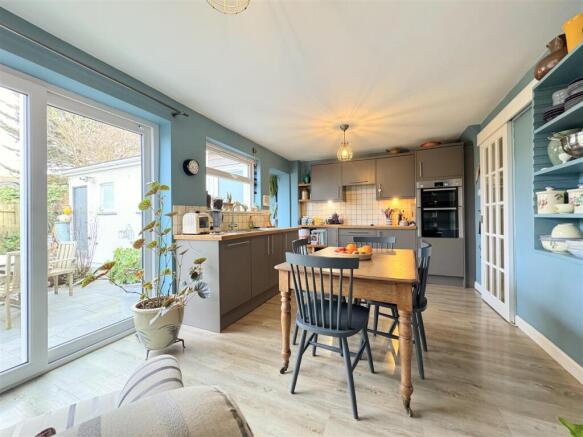 Kitchen Diner