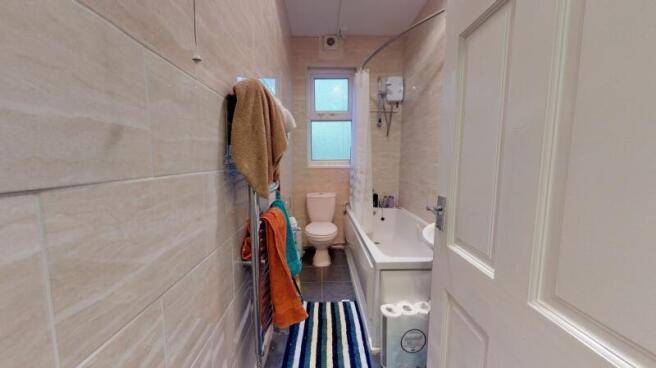 5 bed Terraced to rent Image 7