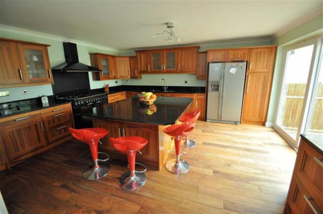Kitchen/Breakfast Ro